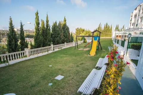 Holiday Center Santa Ponsa in Calvià — foto 17