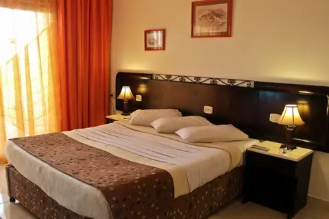 Wadi Lahmy Azur Resort Berenice in محمية وادي الجمال وجبل حماطة — foto 22