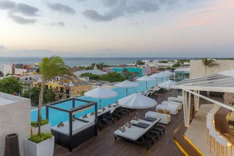 The Fives Downtown Hotel in Playa del Carmen — foto 2