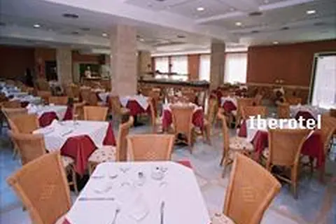 Apartahotel Arena Center in Roquetas de Mar — foto 8