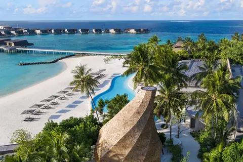 The St. Regis Maldives Vommuli Resort in ކުޑަހުވަދޫ — foto 12