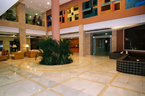 Apartahotel Arena Center in Roquetas de Mar — foto 2