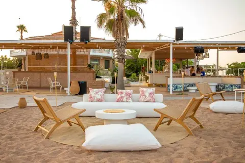Buka Sandy Beach in Messini — foto 13
