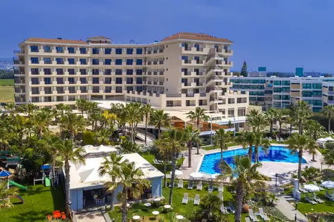 Aquamare Beach Hotel & Spa in Γεροσκήπου