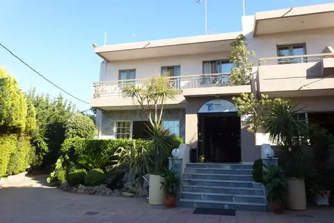 Hotel Pantheon in Βιολί Χαράκι — foto 11