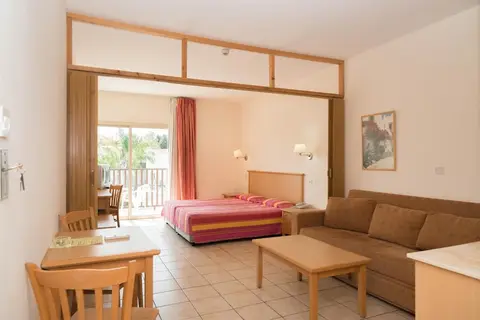 Tsokkos Paradise Village in Ayia Napa — foto 27