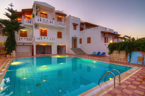 Hotel Adonis in Αγία Γαλήνη — foto 27