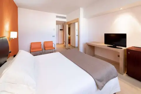 Hotel Cristina by Tigotan Las Palmas in Las Palmas de Gran Canaria — foto 21