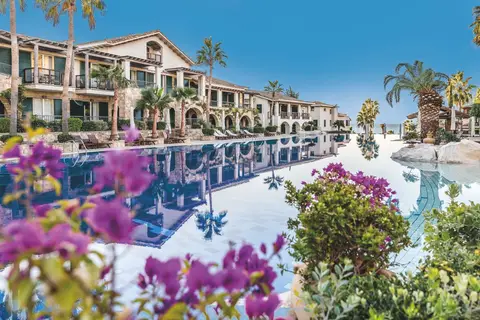 Columbia Beach Resort in Pissouri