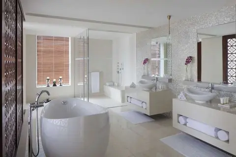 The H Hotel Dubai in Dubai — foto 16