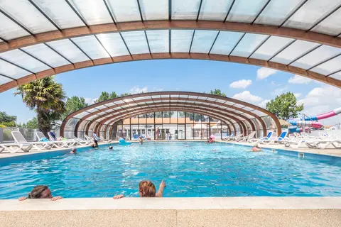 Camping Les Rouilleres in La Tranche-sur-Mer — foto 12