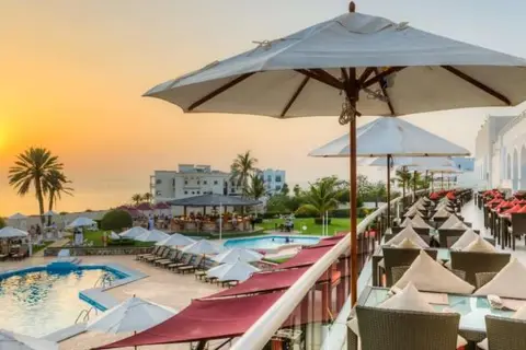 Crowne Plaza Muscat in السيب — foto 9