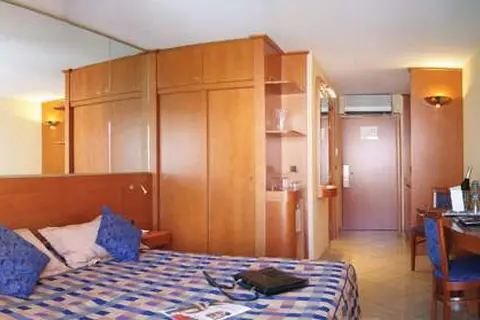 Nehô Suites Cannes Croisette in Cannes — foto 3
