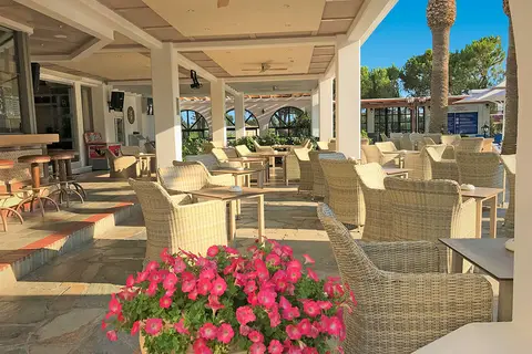 Hotel Palladium in Μαρμάρι — foto 11