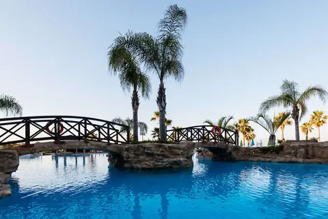 Leonardo Cypria Bay in Geroskipou — foto 19