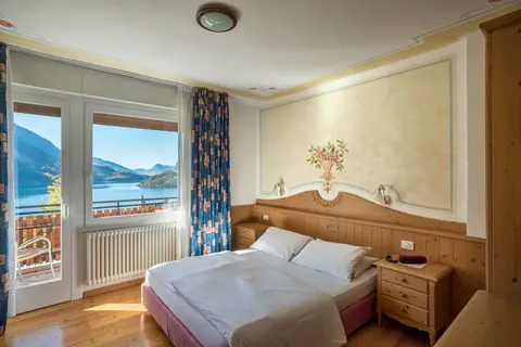 Londra in Molveno, foto 4