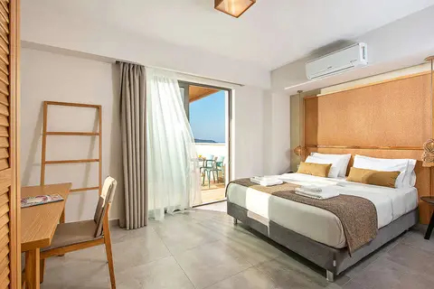 Atlantica Caldera Village in Agia Marina, foto 23