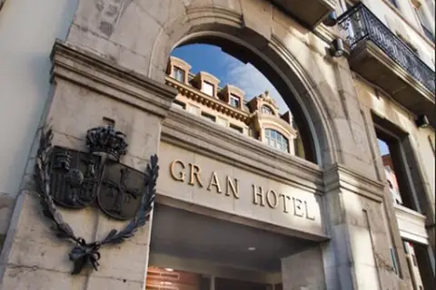Atiram Gran Hotel España in Oviedo — foto 25