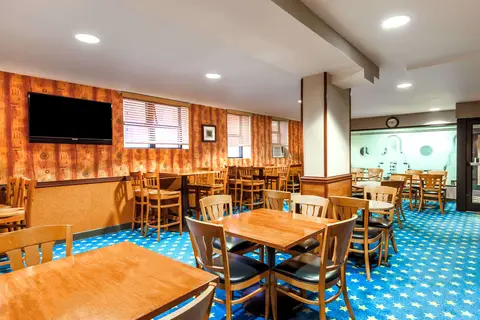 Ramada by Wyndham Jersey City in Jersey City — foto 14