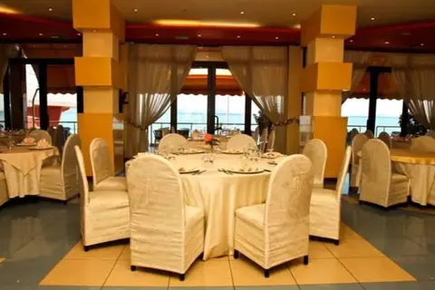 Hotel New York in Vlora — foto 7