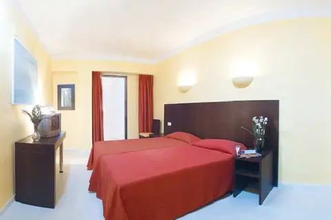 Hostal Florencio in Sant Antoni de Portmany — foto 8