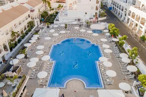 Ona Hollywood Mirage in Arona, foto 13