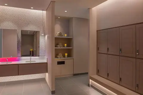 The WB Abu Dhabi Curio Collection by Hilton in أبوظبي — foto 26
