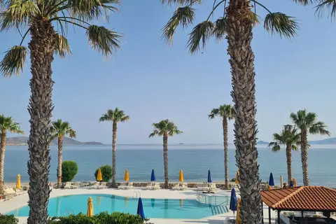 Irina Beach Hotel in Zipari, foto 22