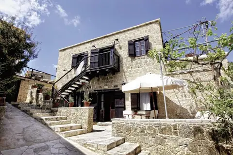 Leonidas Village Houses in Goudi — foto 21