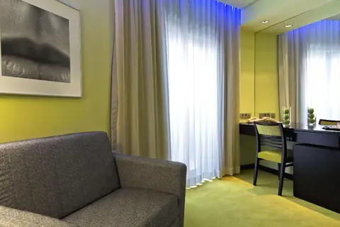 SANA Capitol Hotel in Almada — foto 15