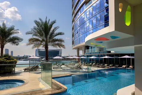 Hilton Dubai Creek Residences in Dubai — foto 4