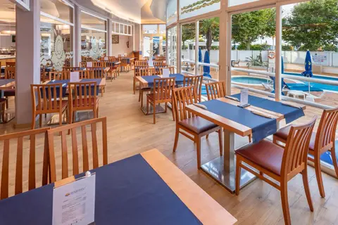 Hotel GHT Marítim in Calella — foto 4
