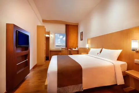 Hotel ibis Bali Kuta in Kuta — foto 22