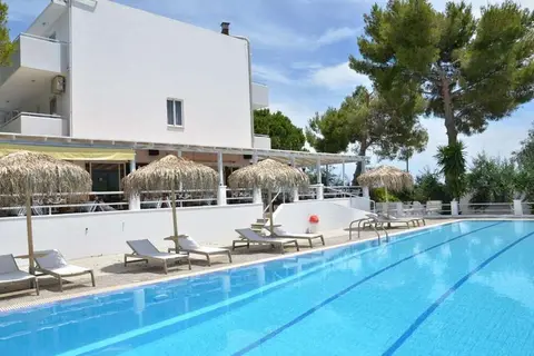 Blue Nest Hotel in Τιγκάκι — foto 10