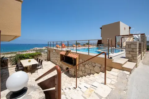 Sunrise Hotel Studios Apartments in Σφακάκι — foto 21