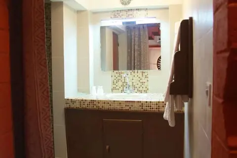 Hotel Les Bougainvillees in Saly Portudal — foto 11