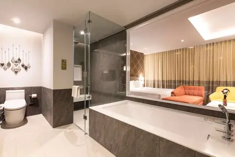 Mercure Bangkok Sukhumvit 24 in Bangkok — foto 13