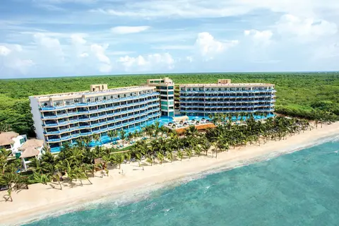 TUI BLUE El Dorado Seaside Suites Resort in Playa del Carmen