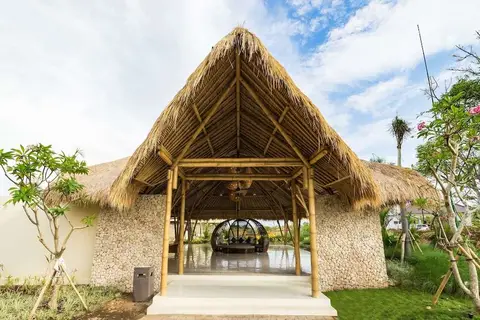 Menjangan Dynasty Resort in Gerokgak — foto 17