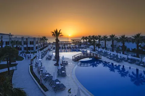 Palm Wings Kusadasi Beach Resort&Spa in Kuşadası