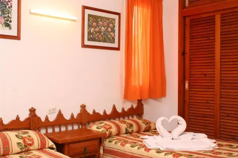 Apartamentos del Rey in Sant Joan de Labritja — foto 2