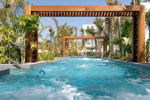 Amavi MadeForTwo Hotels in Paphos — foto 16