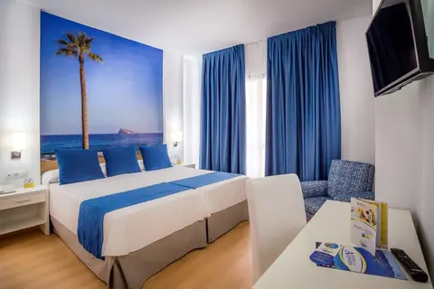 Hotel Avenida in Benidorm — foto 2