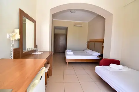 Hermes Hotel in Αντιμάχεια — foto 19