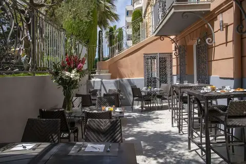 Golden Tulip Hotel de Paris in Cannes — foto 10