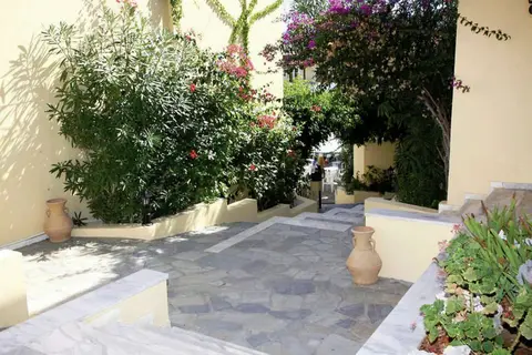 Alexander House Hotel in Gazi Municipal Unit, foto 11