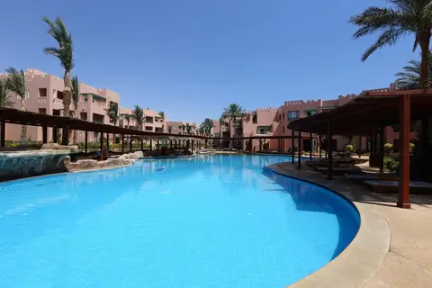 Rehana Royal Beach Resort Aqua Park & Spa in نبق