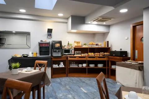 Duerming Longoria Plaza Hotel in Oviedo — foto 26