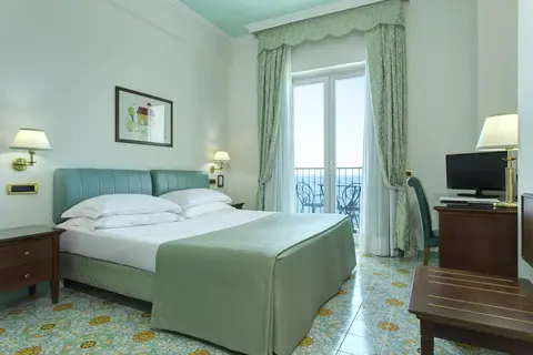 Lloyd's Baia Hotel in Vietri Sul Mare — foto 26