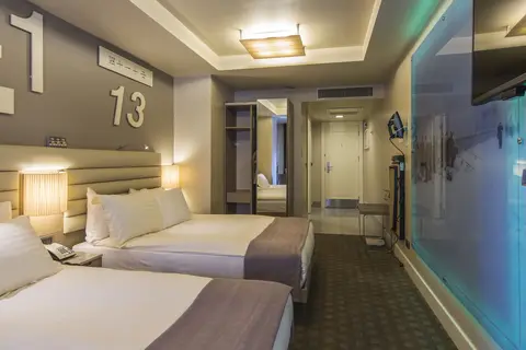 Ramada by Wyndham Istanbul Pera in Beyoğlu — foto 14